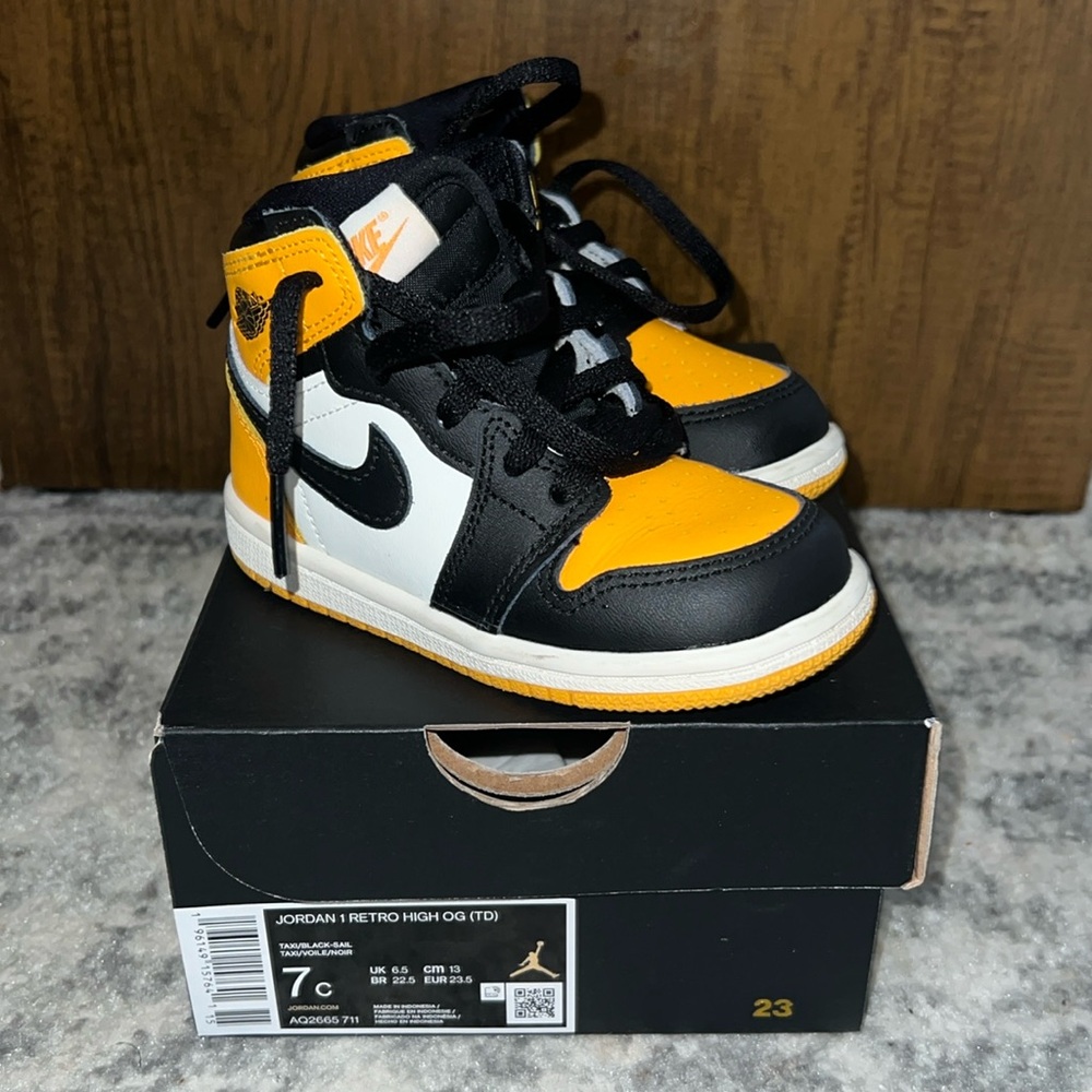 Jordan 1 retro high OG | toddler 7c | taxi